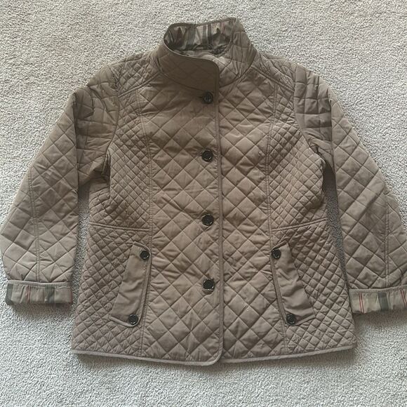 Liz Claiborne Outerwear Quilted Jacket with Plaid Lining! - Picture 9 of 9